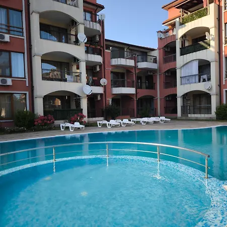 светлая на 4 этаже Ράβντα