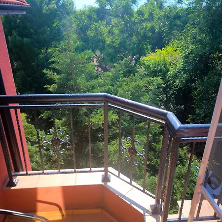 светлая на 4 этаже 라브다